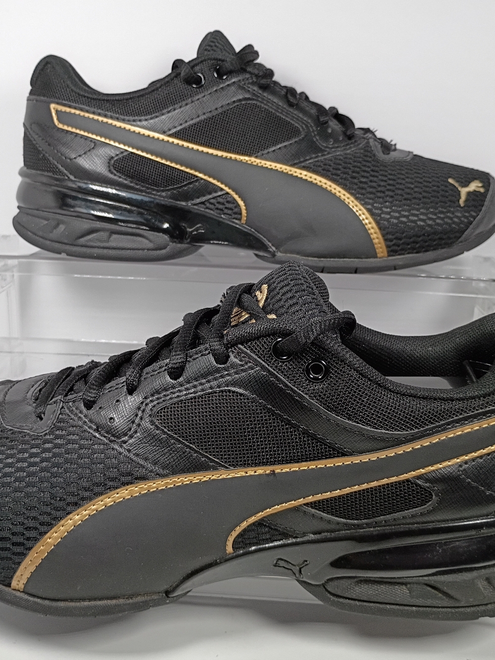 Puma Women's Tazon 6. black gold  7